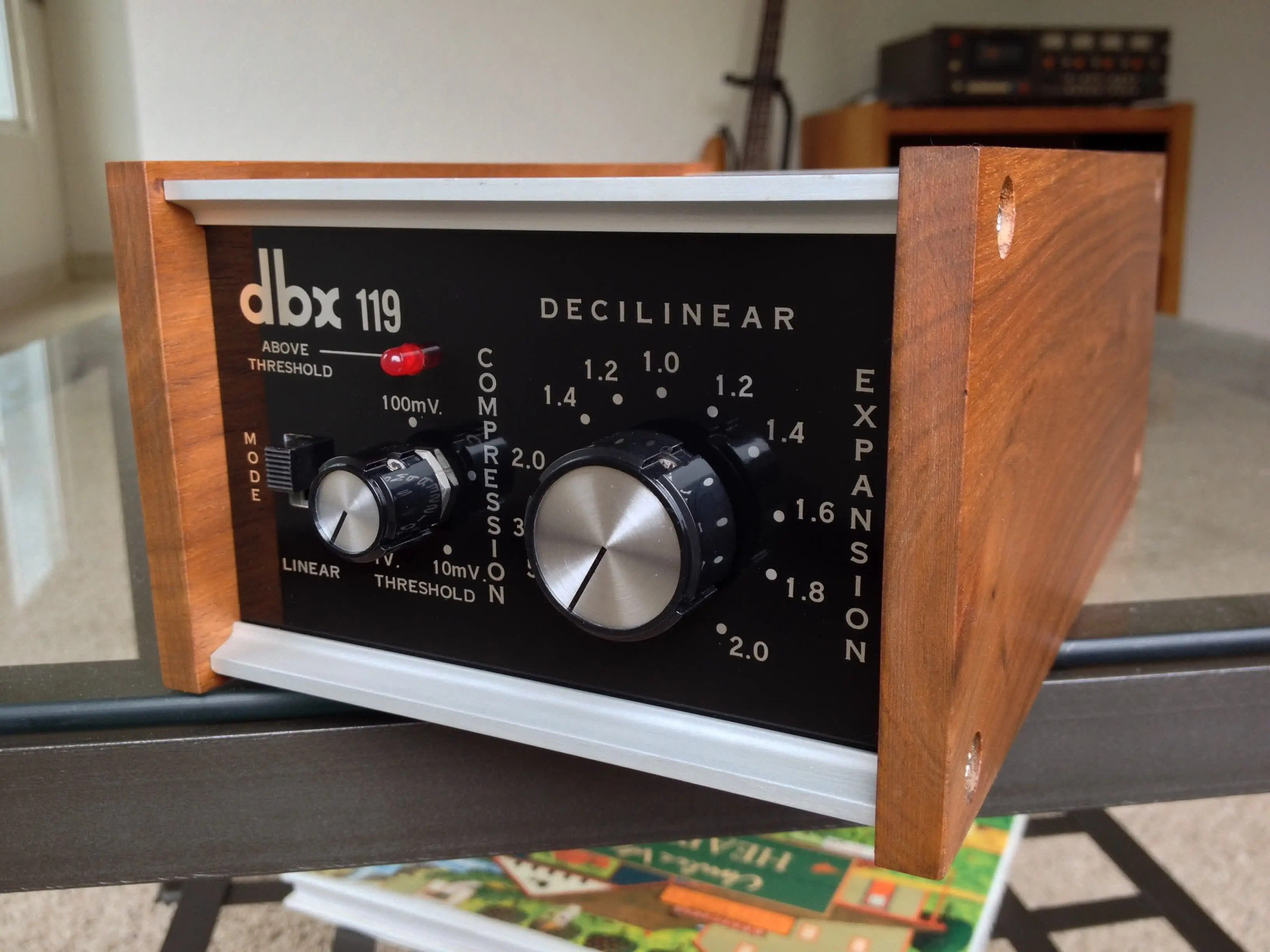 Gain reduction and dynamics: signal above a threshold being compressed